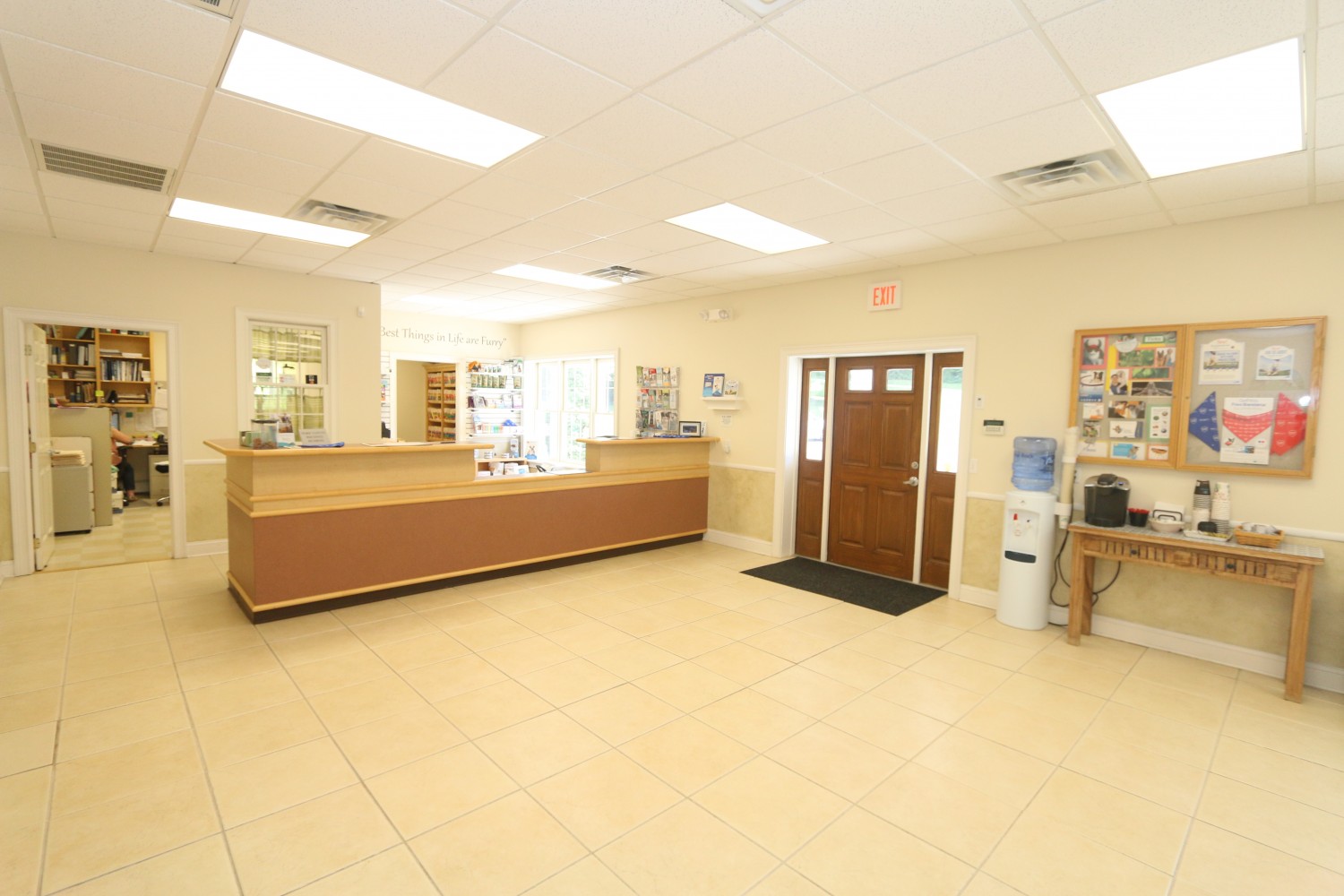 Tour Litchfield Veterinary Hospital 